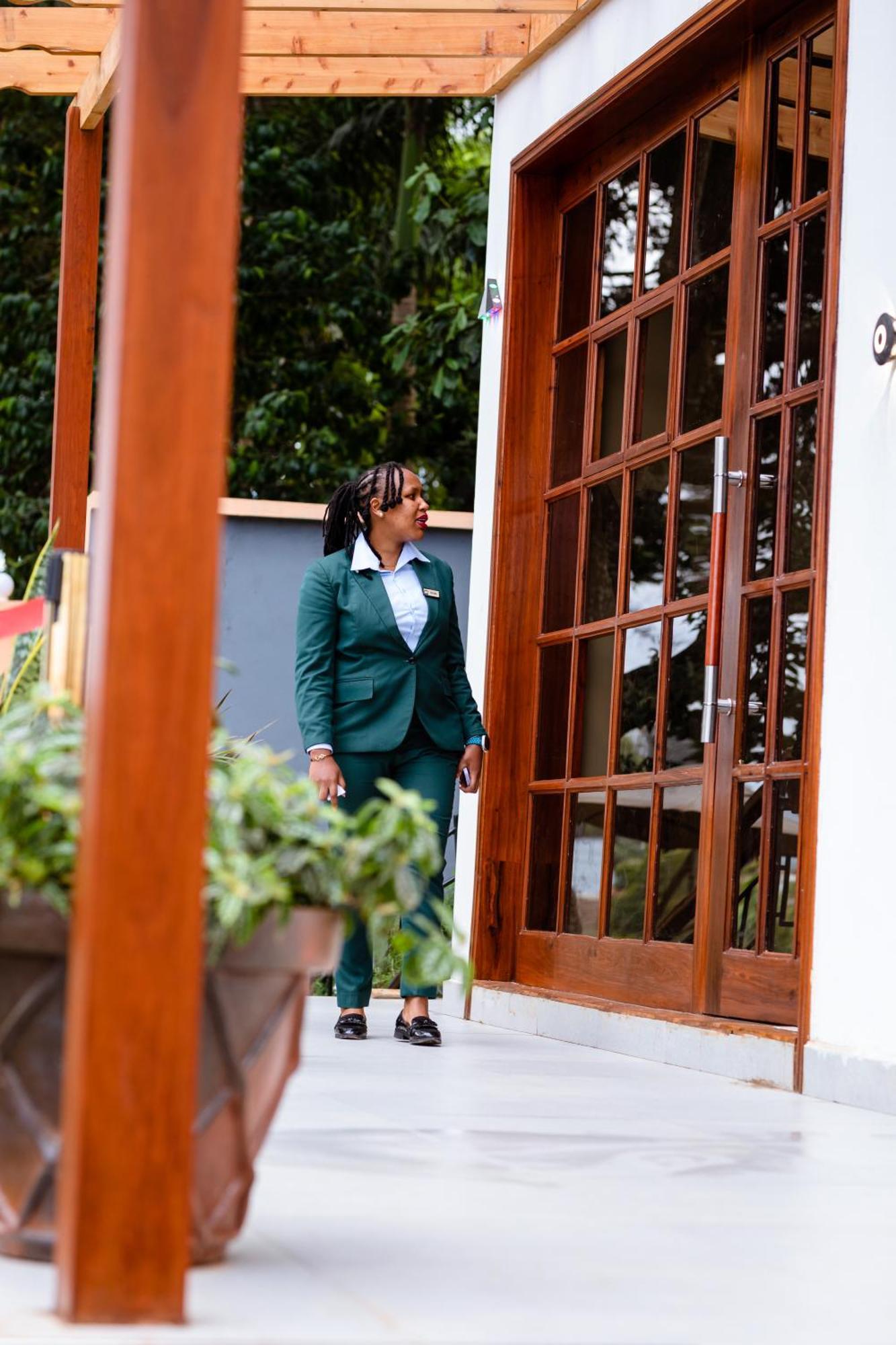 ארושה Greenside Hotel מראה חיצוני תמונה