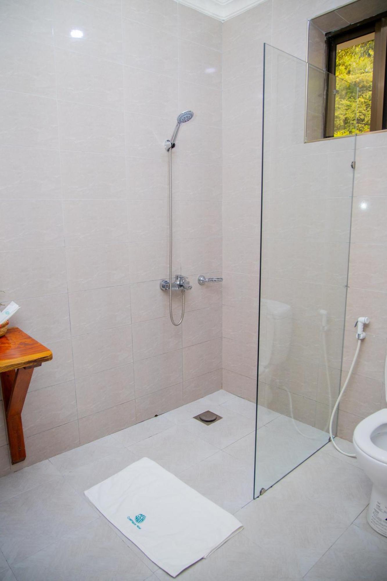 ארושה Greenside Hotel מראה חיצוני תמונה